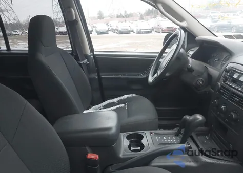 2004 Jeep Grand Cherokee Laredo from USA, damaged, VIN 1J4GW48S94C392047